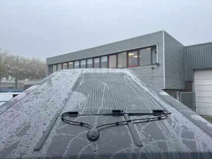 Zonnepanelen op een hefdak 200w